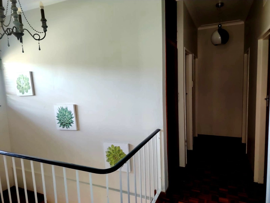 6 Bedroom Property for Sale in Abbotsford Eastern Cape